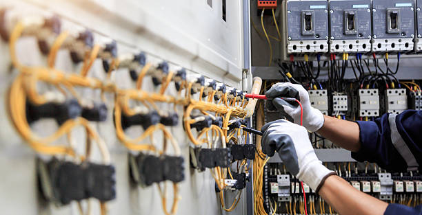 Professional Electrician technician working in Prescott, WI